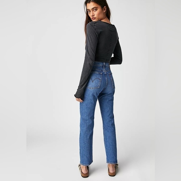 Levi’s Wedgie Straight Distressed Jeans in Blue‎ Size 26 - Picture 1 of 7